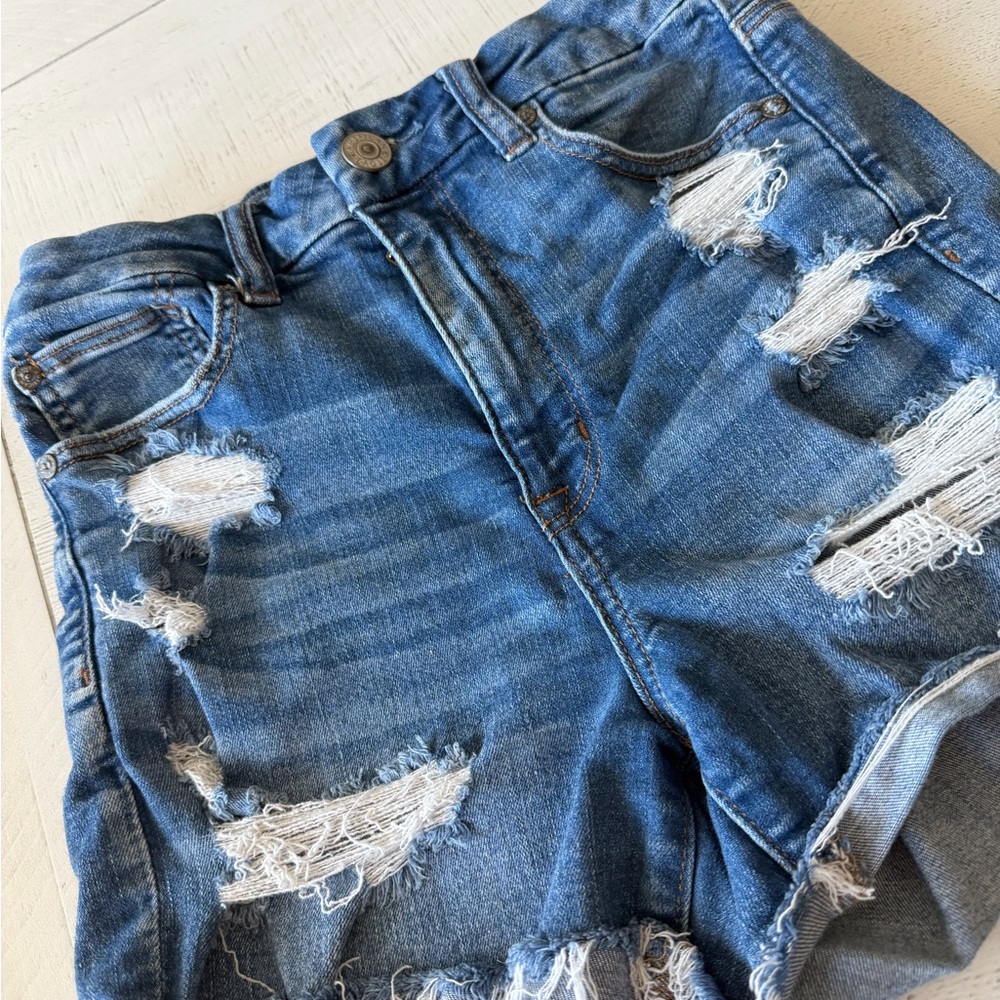 American Eagle Blue Denim Shorts next level stretch size 6